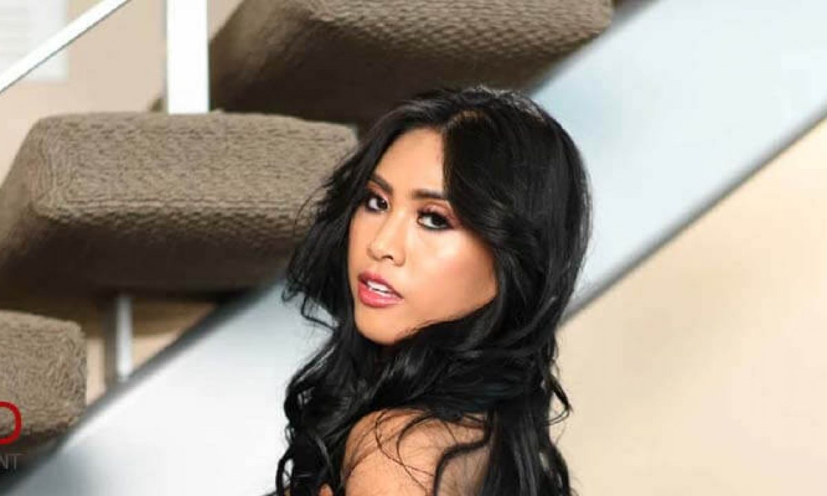 Interview with Ember Snow: The Master of Her Own Fate (2023)