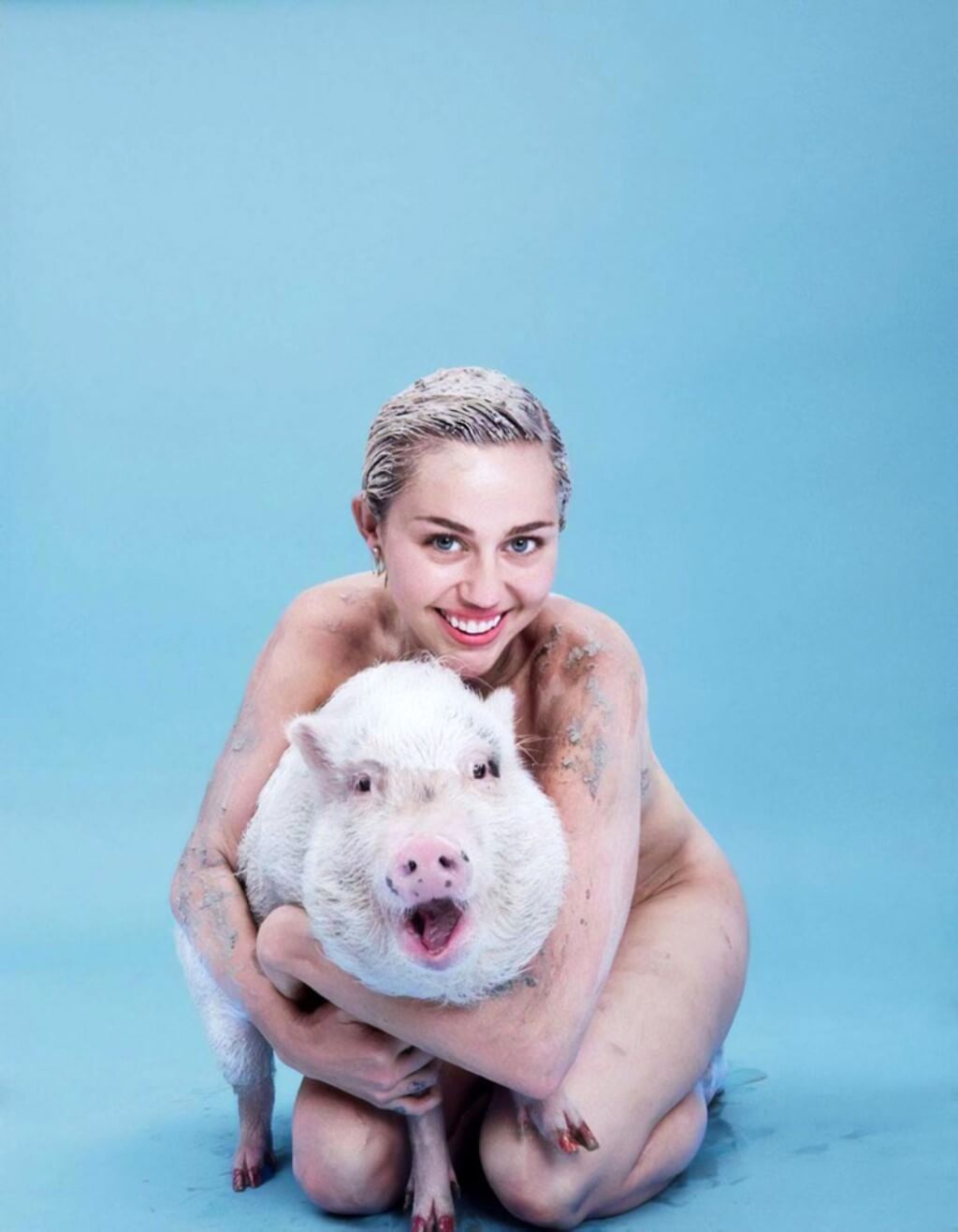 Mileys topless picture - Real Naked Girls