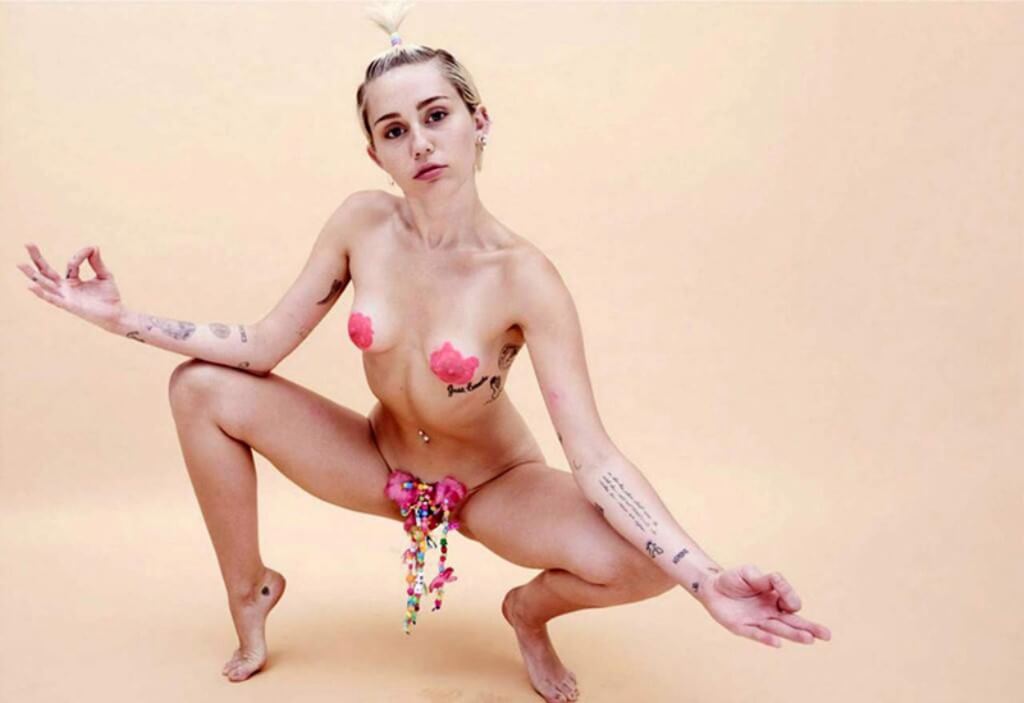 Miley Cyrus Full Naket - Nacked Diving