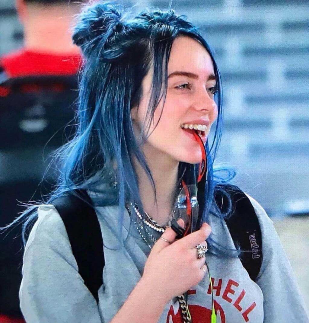 Billie eilish tit pics