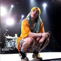 Top 50: Billie Eilish Nude Pussy & Sexy Tits Pictures (2025)