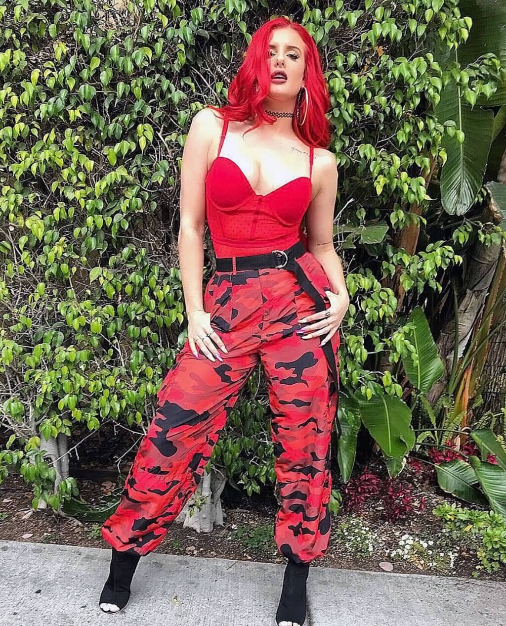 Like the Christmas traditions, Justina Valentine can’t stop being sexy. 