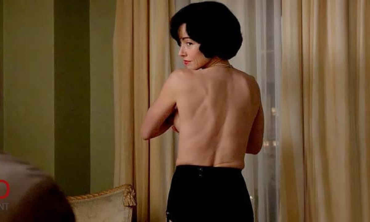 Top 50: Linda Cardellini Nude Pussy & Tits Pictures (2025)