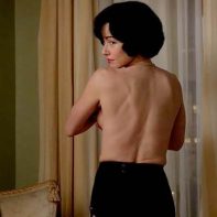 Top 50: Linda Cardellini Nude Pussy & Tits Pictures (2024)
