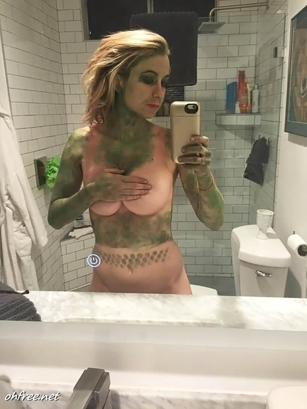 Iliza Shlesinger Nude