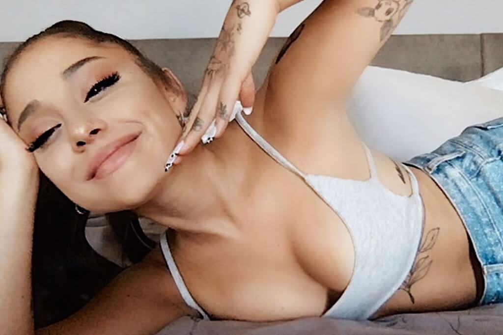 Ariana Grande Nude