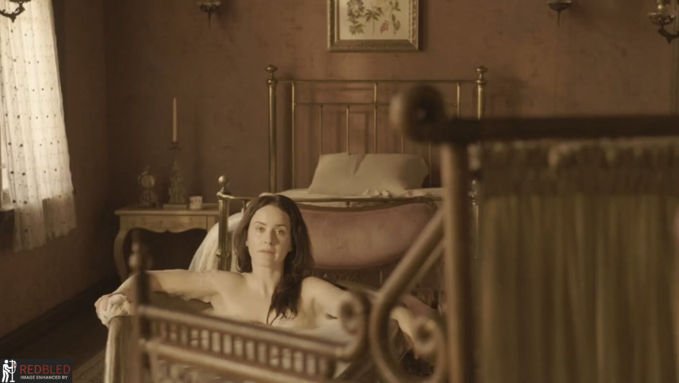 Rachel Brosnahan Nude