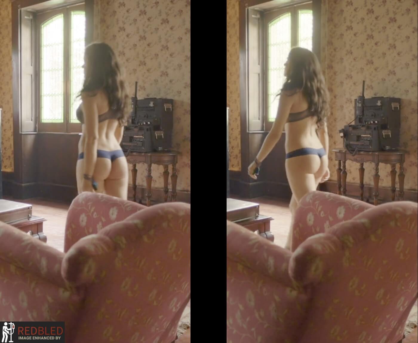 Paulina Gaitán Nude