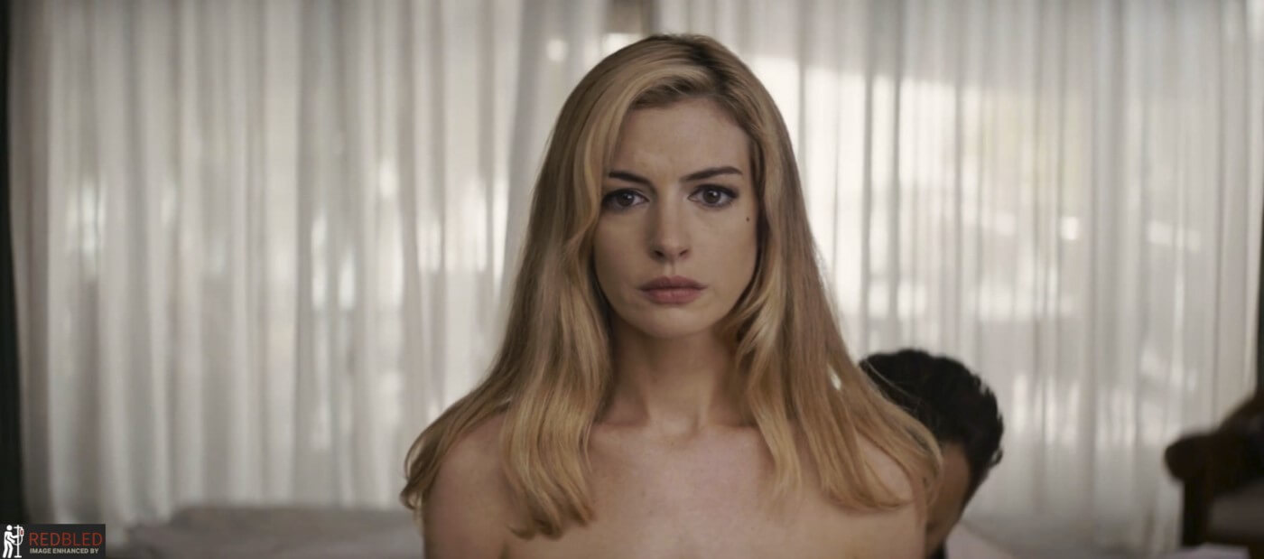 Anne Hathaway Nude